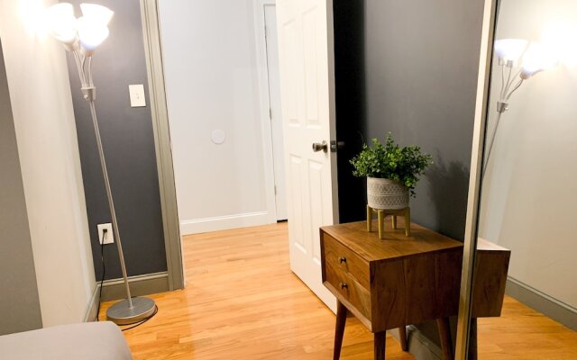 Stunning 3bd/3ba in Jamaica Plain Near the Trains #2