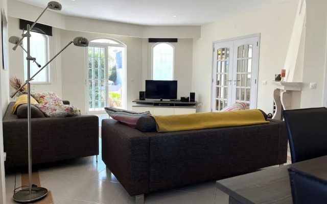 11 Villa Coelho by Pechao