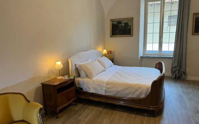 La Dimora Di B.Cairoli