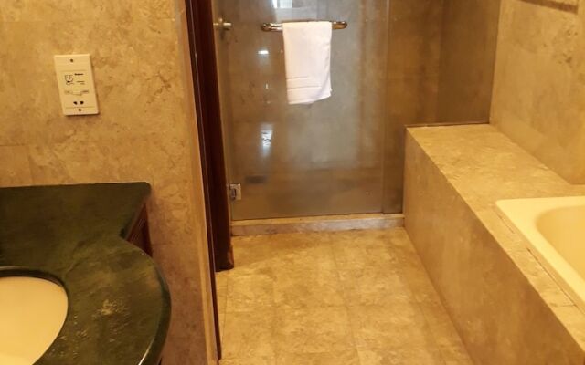 Kl Summer Suite at Times Square