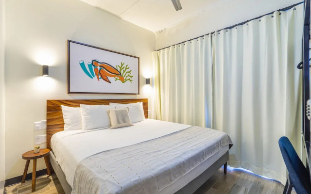 Joint Boutique Hotel