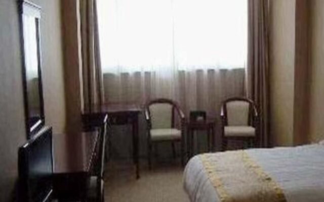 Starway Hotel Nantong Sports Convention Center