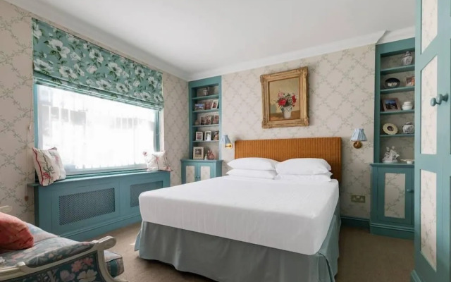 Westbourne Park Road Xvii by Onefinestay