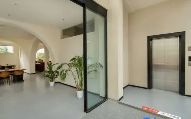 Yangshuo Xishi Homestay (Lijiang 20 Yuan Background Scenic Area Branch)