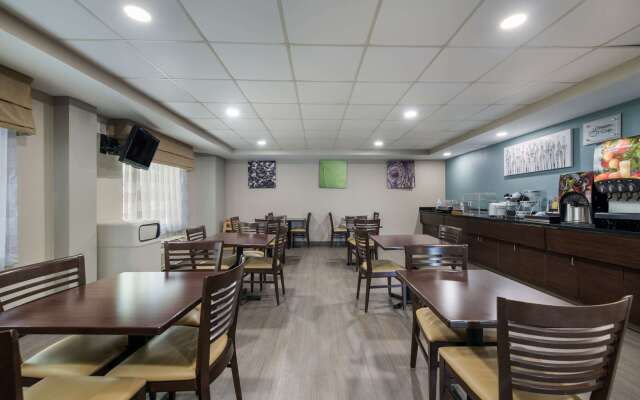 Sleep Inn & Suites Chesapeake - Portsmouth