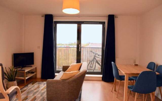 2 Bedroom Apartment Near the O2 Arena