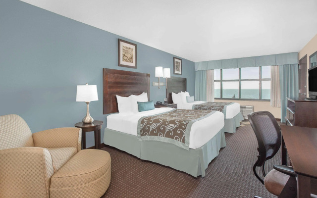 Holiday Inn Express Gulfport Beach by IHG