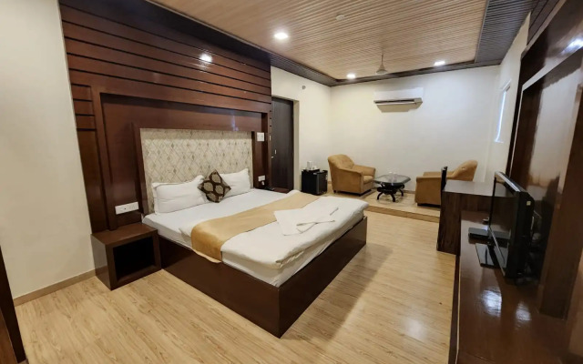 Hotel Mandakini Royale