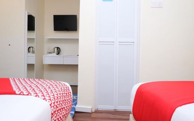 OYO 762 TY Hotel