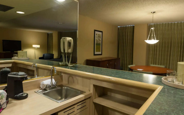 Aquarius Casino Resort