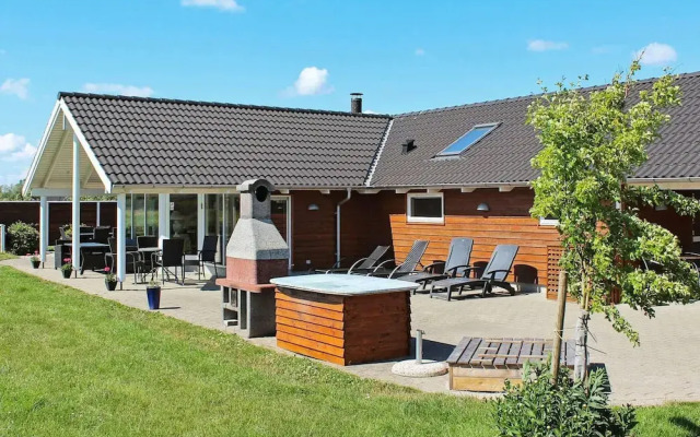14 Person Holiday Home in Idestrup-by Traum