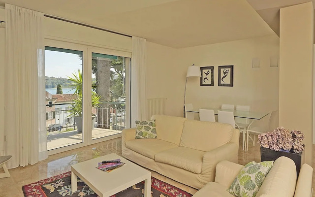 Blu View Apartment in Salo
