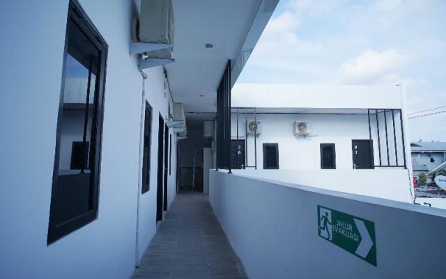 Sani Guest House by OYO Rooms
