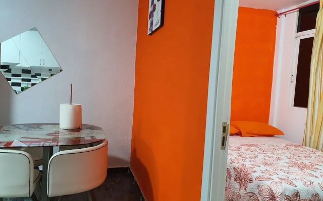 Low Cost Room Plaza de Hierro I