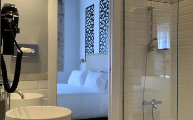 Sercotel Granada Suites