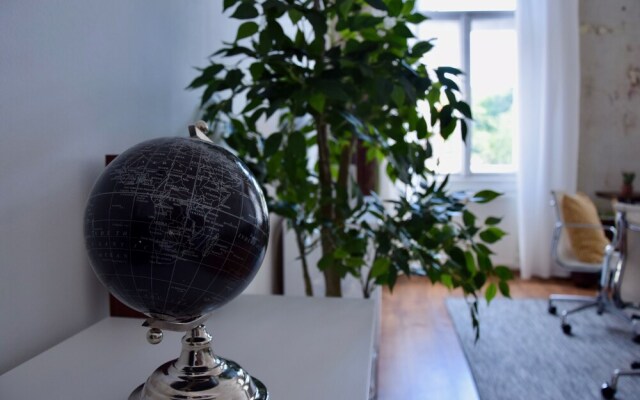 Hi5 Apartments - Ruin Bar District