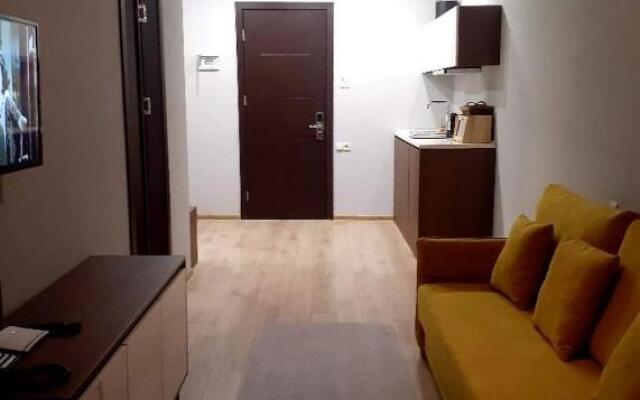 +995574777001