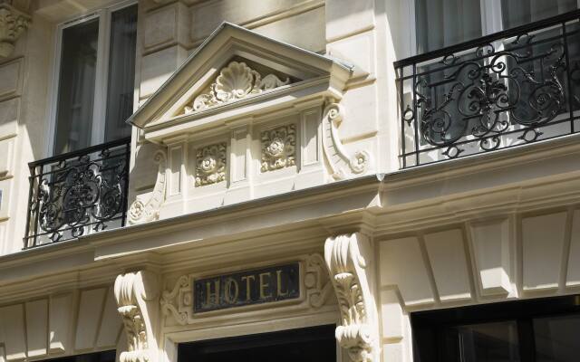 Le 10 Bis Hotel