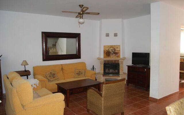 Marineu Residencial L'Atall