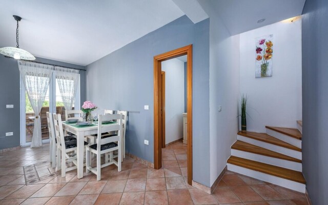 Nice Home in Lovrecica With Wifi and 3 Bedrooms