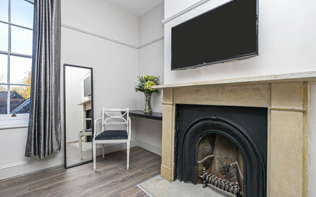 Pages Hotel  Guesthouse