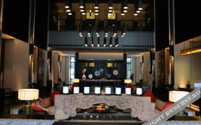 Qushui Lanting Holiday Hotel