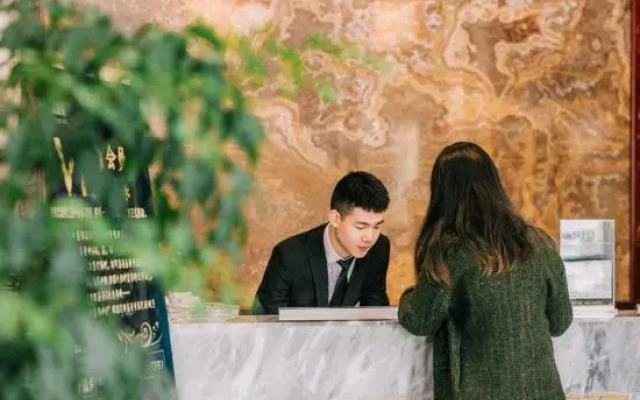 Zhongpu Hotel