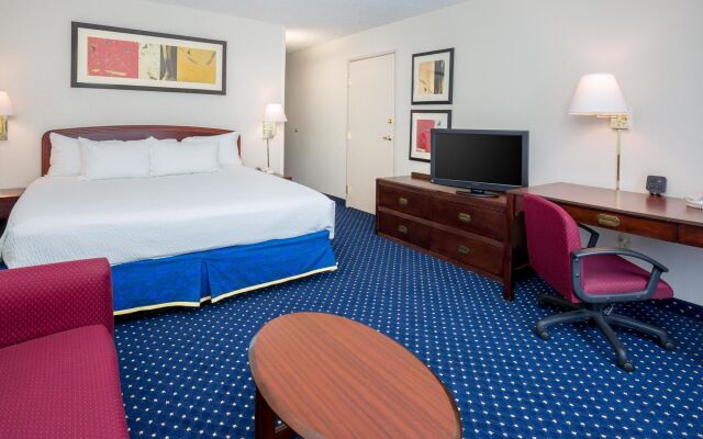 Courtyard by Marriott Dayton North