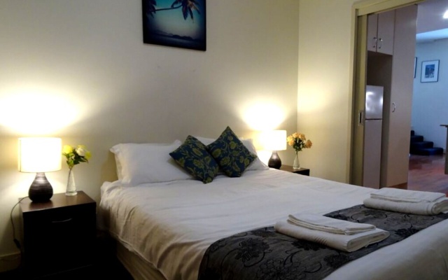 Anchor On Little Collins – Guest Rooms – Melbourne
