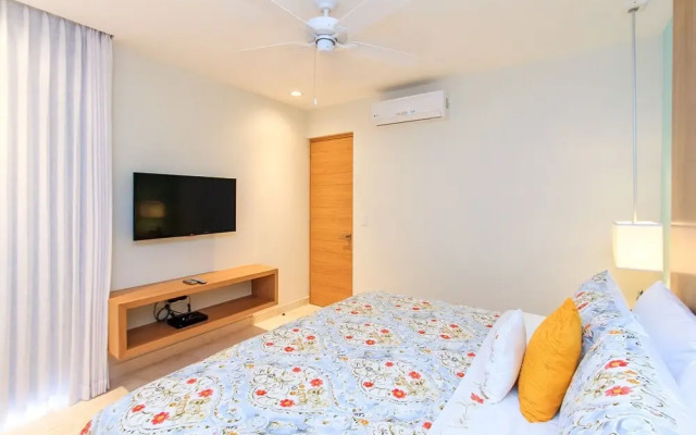 Penthouse A-Nah by Stella Rentals