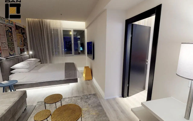 Link hotel & Hub By Dan Hotels