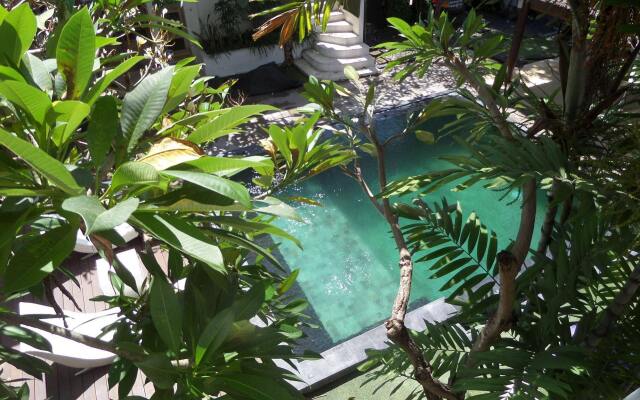 The Island Hotel Bali - Hostel