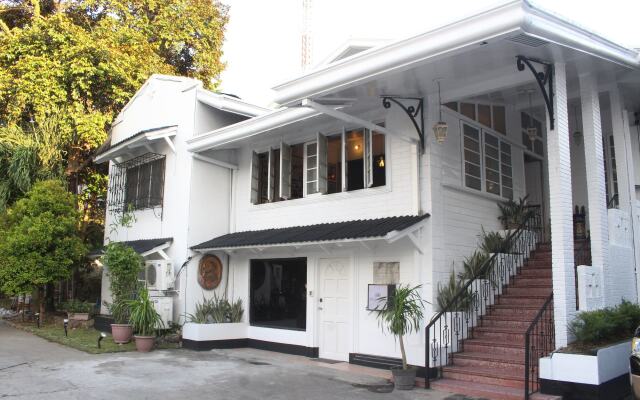 The White B&B Bacolod