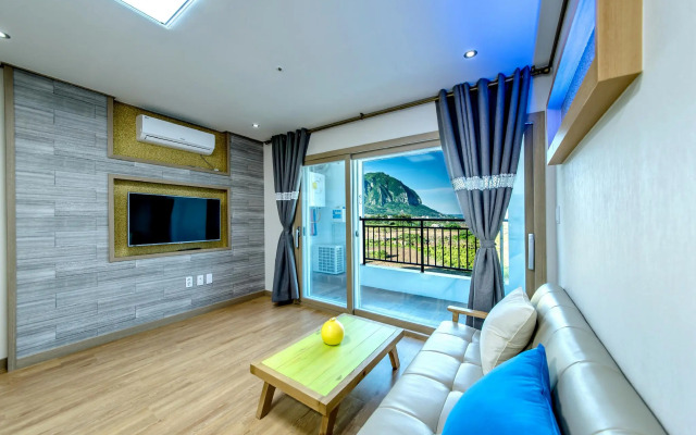 Seogwipo Narsha Resort