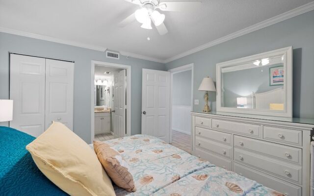 Pelican Beach 2009 1 Bedroom Condo