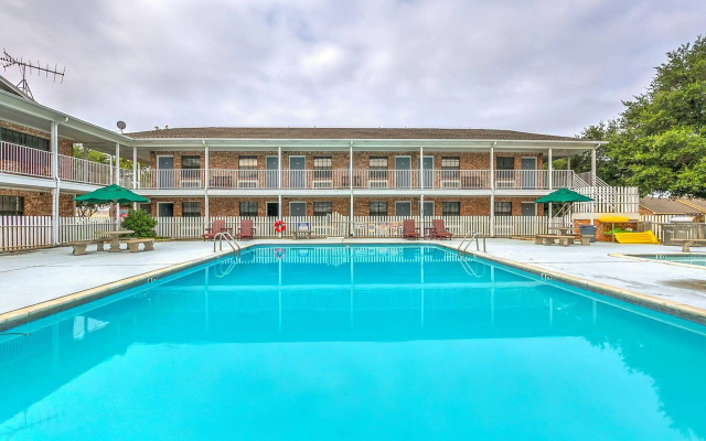 Lake View Inn