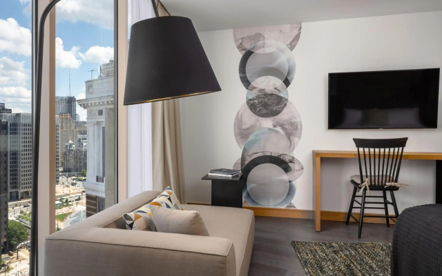 The Windsor Suites