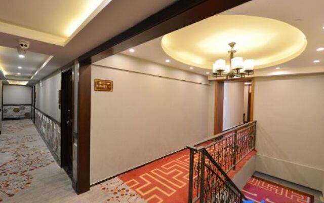 Dongfang Shengda Cultural Hotel (Nanluoguxiang, Houhai)