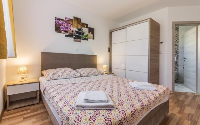 Beautiful Home in Medulin With Wifi and 3 Bedrooms