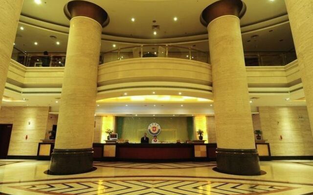 Golden Leaf Hotel