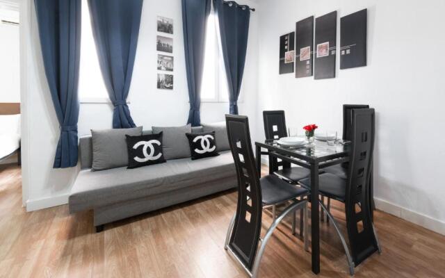 Apartamentos Day Madrid SILVA Centro Gran Via Sol Malasaña