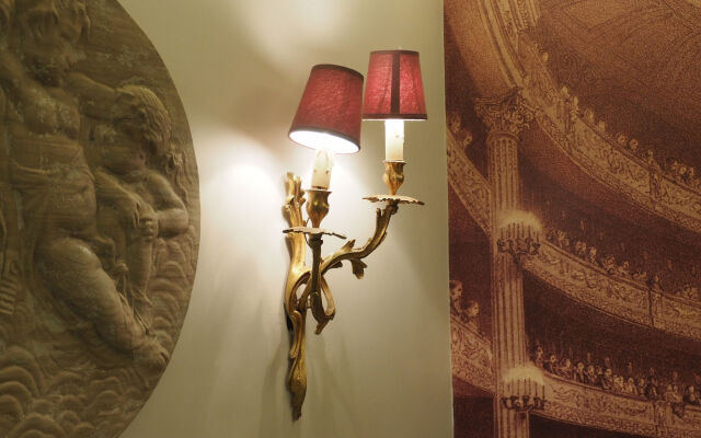 Paris Stay Apartment - Palais Royal Suite