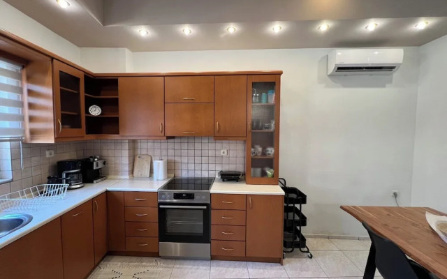 Cozy 1 Bd Apt in Therisos with Balcony