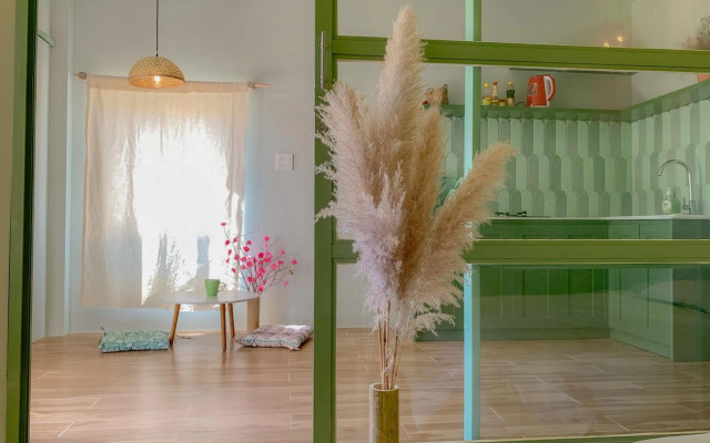 Chon's Dock Homestay & House Lease