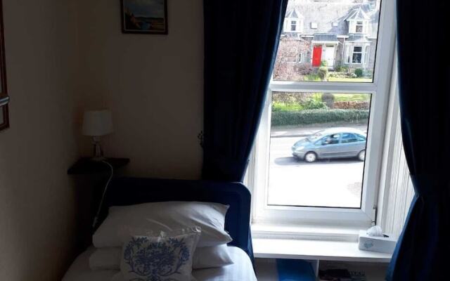 Rowanlea Guest House