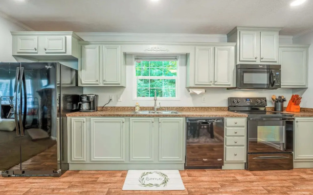 Dragonfly Cove Private Dock!