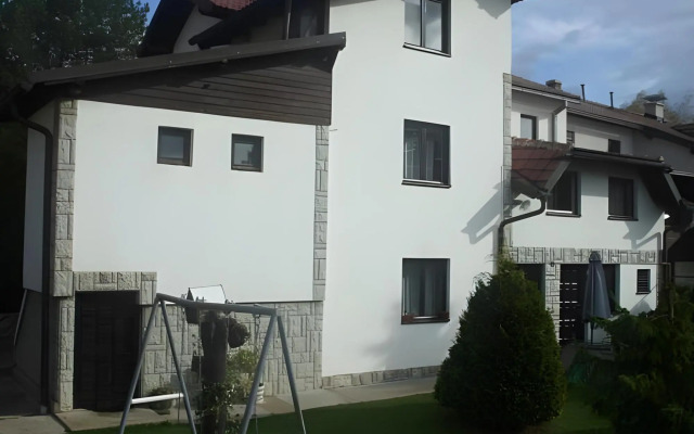 Villa Bozovic