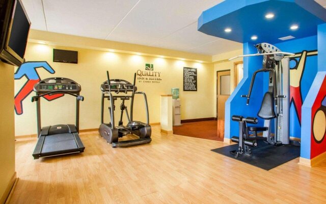 Quality Inn & Suites Ames Conference Center Near ISU Campus