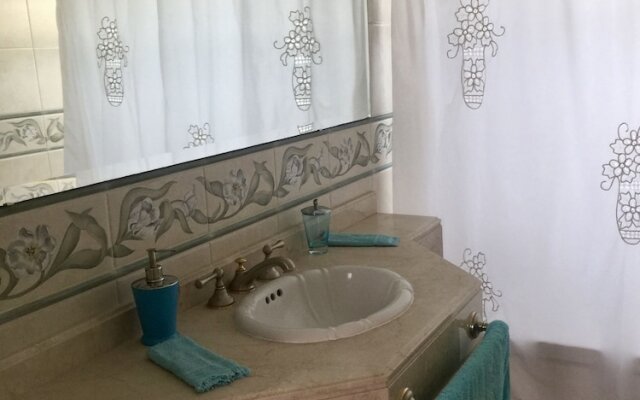 Casa de Huespedes El Trebol Bed & Breakfast
