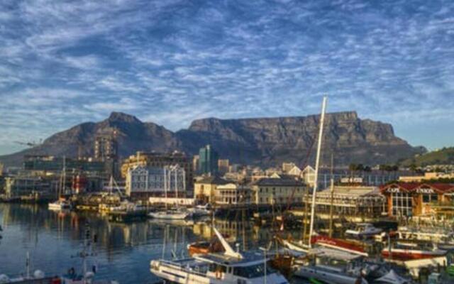 Luxurious 1 Bedroom Apartment With Iconic Mountain Views